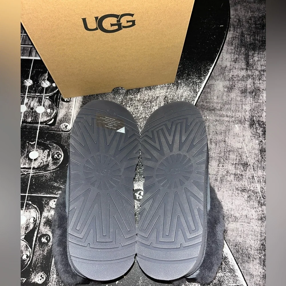 NIB UGG Tazzelle Slipper - Picture 15 of 16